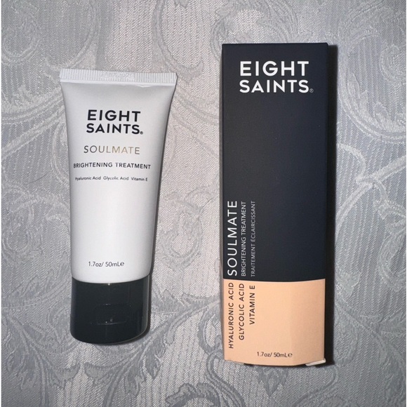 EIGHT SAINTS
SOULMATE
BRIGHTENING TREATMENT
Hyaluronic Acid Glycolic Acid, 1.7oz - Picture 5 of 12
